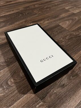 ❤️BUY 2 GET 1 FREE❤️ Gucci Black & White Branded Gift Box